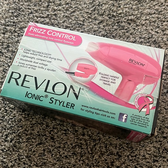 Revlon Ionic Styler Pink Frizz Control Compact Travel Size Hair Dryer - Picture 1 of 4